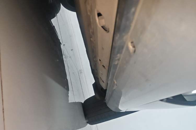Used Hima AITO M5 2023 Extended-Range Four-Wheel Drive Intelligent Driving Version Left Side Sill