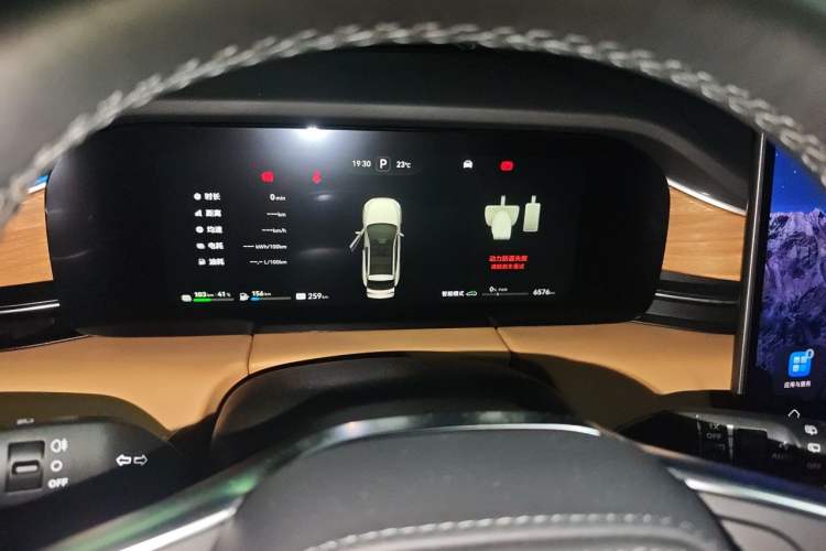 Used Hima AITO M5 2023 Extended-Range Rear-Drive Intelligent Driving Version Odometer Close Up