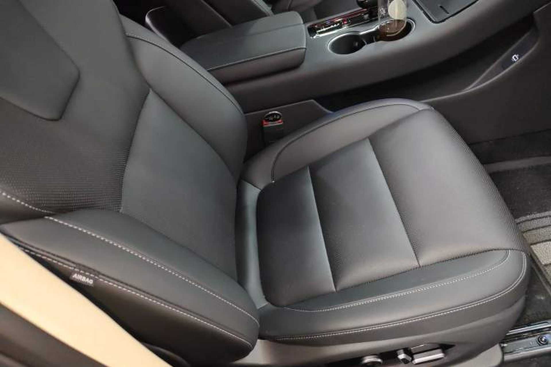 Used Hima AITO M5 2023 Extended-Range Rear-Drive Intelligent Driving Version Right Front Seat