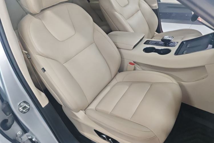 Used Hima AITO M5 2023 Extended-Range Four-Wheel Drive Intelligent Driving Version Right Front Seat