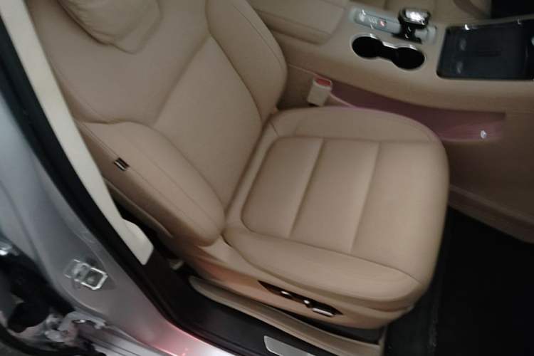 Used Hima AITO M5 2023 Extended-Range Rear-Drive Intelligent Driving Version Right Front Seat