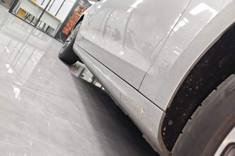 Used Hima AITO M5 2023 Extended-Range Rear-Drive Intelligent Driving Version Right Side Sill