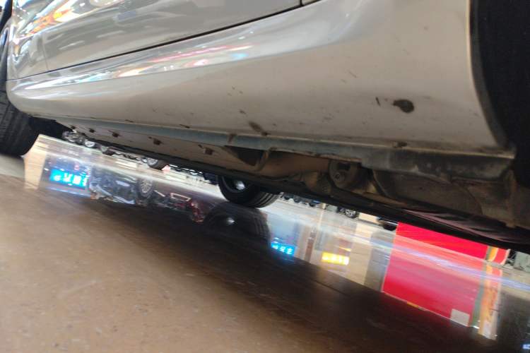 Used Hima AITO M5 2023 Extended-Range Four-Wheel Drive Intelligent Driving Version Right Side Sill