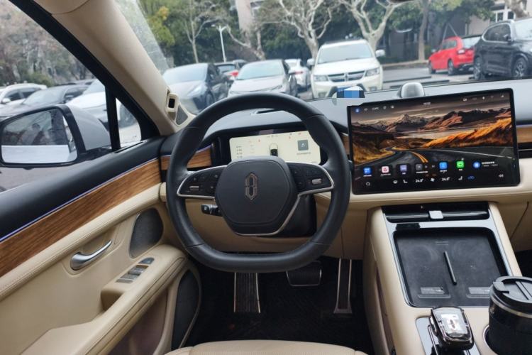 Used Hima AITO M5 2023 Extended-Range Four-Wheel Drive Intelligent Driving Version Steering Wheel
