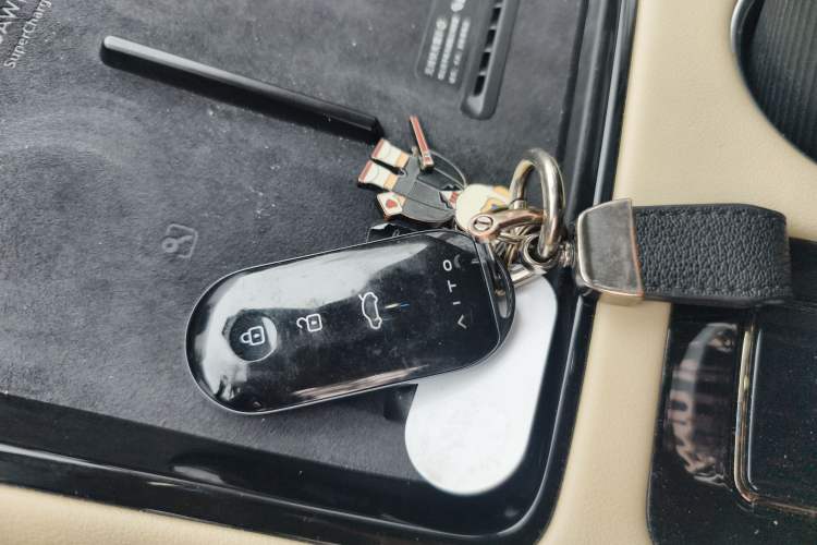 Used Hima AITO M5 2023 Extended-Range Four-Wheel Drive Intelligent Driving Version Vehicle Key