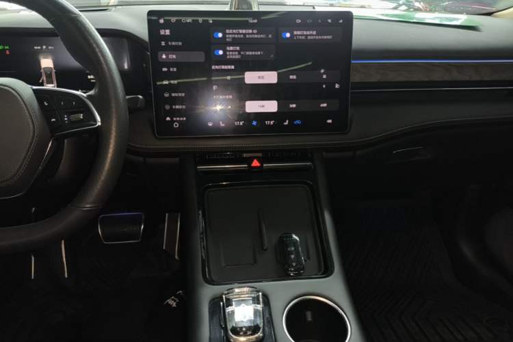 Used Hima AITO M5 2023 Pure Electric Rear-Drive Intelligent Driving Version Audio And AC Panel