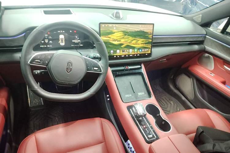 Used Hima AITO M5 2023 Pure Electric Rear-Drive Intelligent Driving Version Center Console