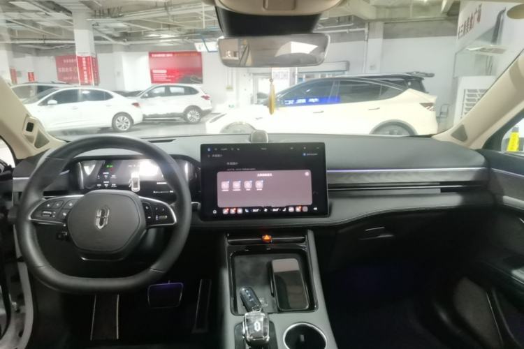 Used Hima AITO M5 2023 Pure Electric Rear-Drive Intelligent Driving Version Center Console