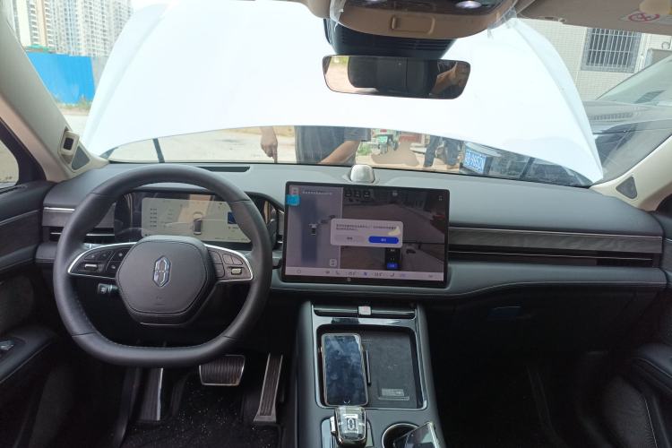 Used Hima AITO M5 2023 Extended-Range Rear-Drive Intelligent Driving Version Center Console