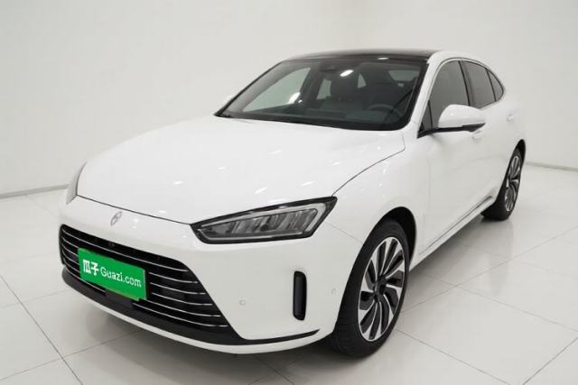 Ojetý Hima AITO M5 2023 Extended-Range Rear-Drive Standard Version
