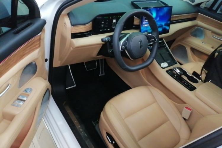 Used Hima AITO M5 2023 Extended-Range Four-Wheel Drive Intelligent Driving Version Driver Seat