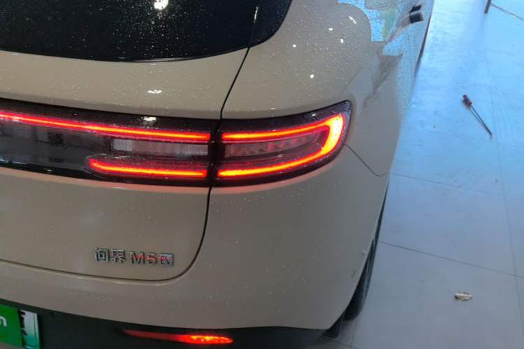 Used Hima AITO M5 2023 All-Electric Rear-Drive Standard Edition Exterior 3
