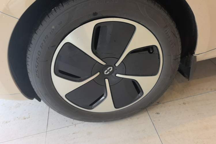 Used Hima AITO M5 2023 All-Electric Rear-Drive Standard Edition Exterior 4
