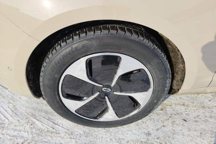 Used Hima AITO M5 2023 All-Electric Rear-Drive Standard Edition Exterior 7