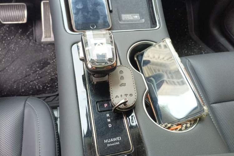 Used Hima AITO M5 2023 Extended-Range Rear-Drive Intelligent Driving Version Gear Lever
