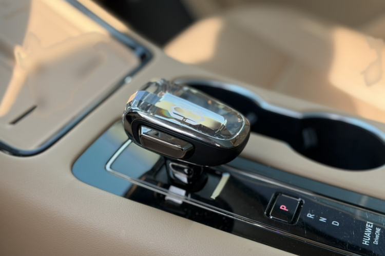 Used Hima AITO M5 2023 Extended-Range Rear-Drive Intelligent Driving Version Gear Lever