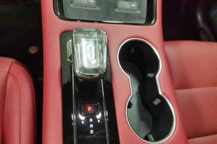 Used Hima AITO M5 2023 All-Electric Rear-Drive Standard Edition Gear Lever
