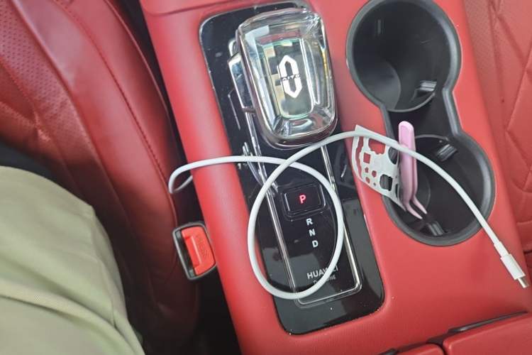 Used Hima AITO M5 2023 Pure Electric All-Wheel Drive Intelligent Driving Version Gear Lever