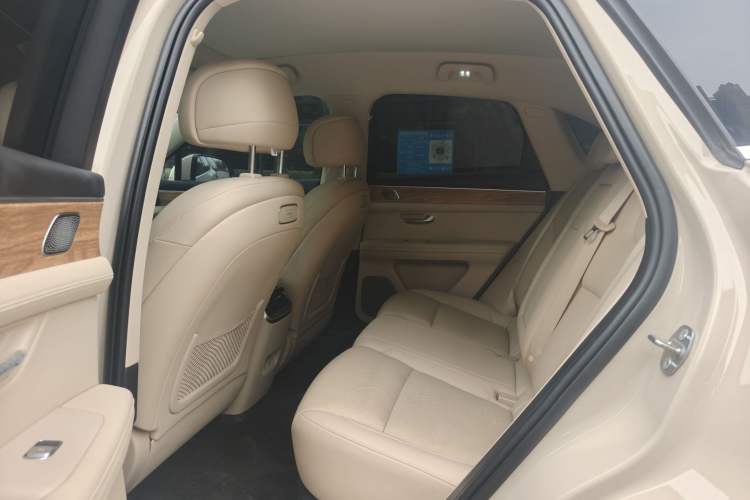 Used Hima AITO M5 2023 All-Electric Rear-Drive Standard Edition Interior 3