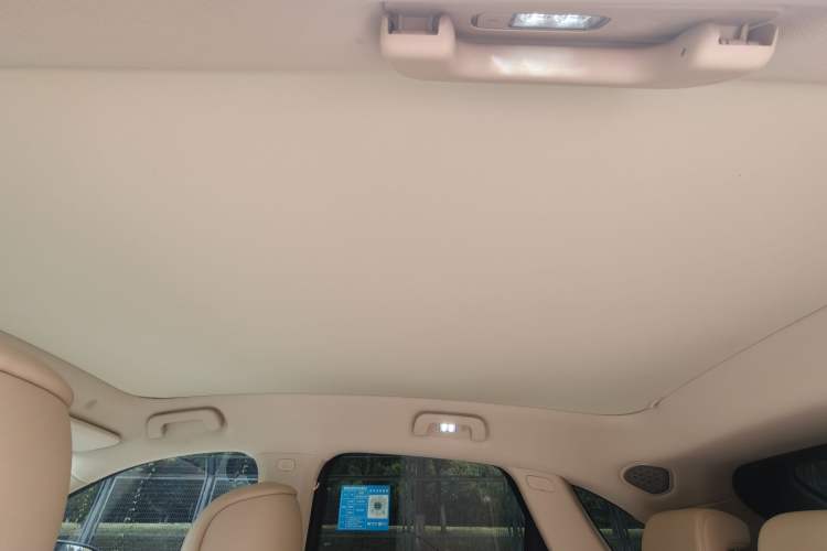 Used Hima AITO M5 2023 All-Electric Rear-Drive Standard Edition Interior 5