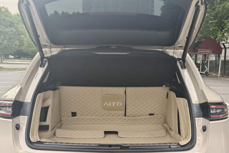 Used Hima AITO M5 2023 All-Electric Rear-Drive Standard Edition Interior 6