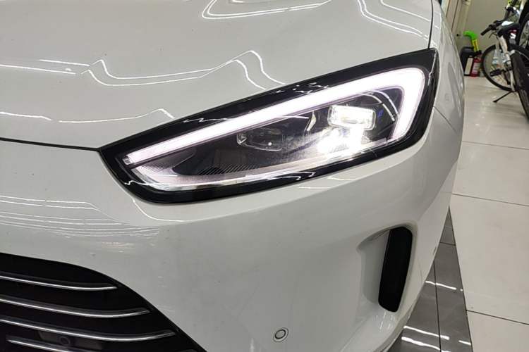 Used Hima AITO M5 2023 Extended-Range Four-Wheel Drive Intelligent Driving Version Left Front Headlight