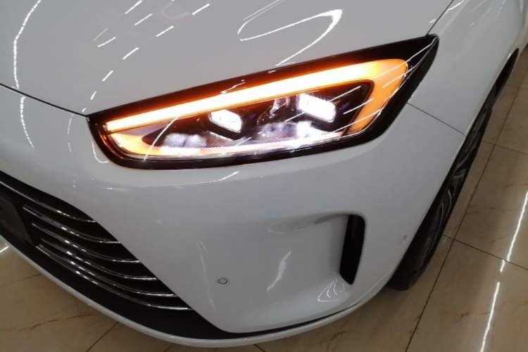 Used Hima AITO M5 2023 Extended-Range Four-Wheel Drive Intelligent Driving Version Left Front Headlight