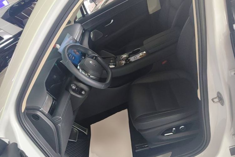Used Hima AITO M5 2023 All-Electric Rear-Drive Standard Edition Left Front Seat