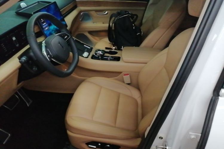 Used Hima AITO M5 2023 Extended-Range Four-Wheel Drive Intelligent Driving Version Left Front Seat