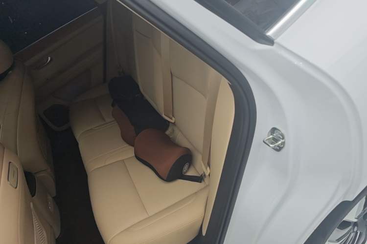 Used Hima AITO M5 2023 Extended-Range Rear-Drive Intelligent Driving Version Left Rear Seat