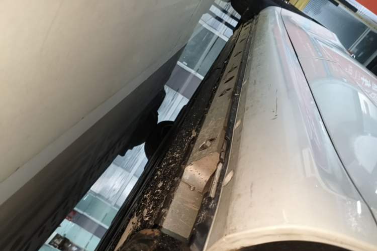 Used Hima AITO M5 2023 Pure Electric All-Wheel Drive Intelligent Driving Version Left Side Sill