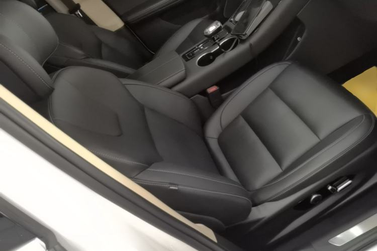 Used Hima AITO M5 2023 Extended-Range Rear-Drive Intelligent Driving Version Right Front Seat