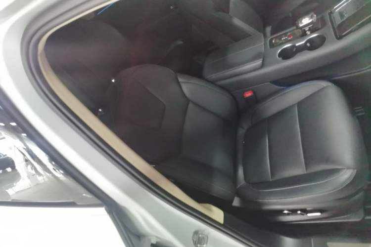 Used Hima AITO M5 2023 Pure Electric Rear-Drive Intelligent Driving Version Right Front Seat
