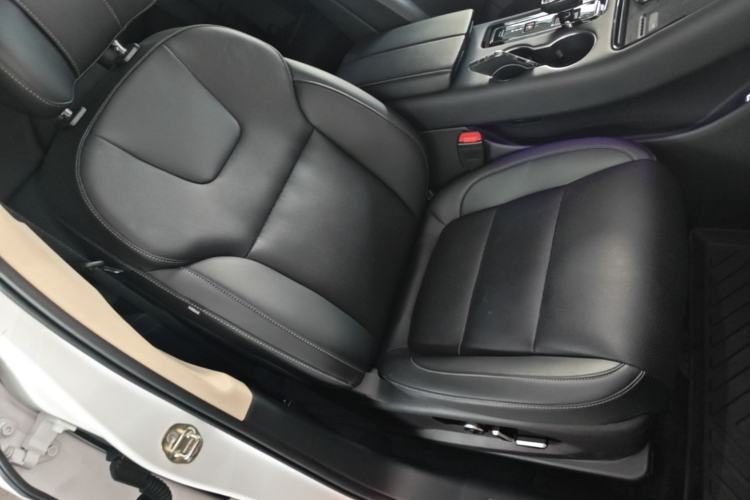 Used Hima AITO M5 2023 Extended-Range Rear-Drive Intelligent Driving Version Right Front Seat
