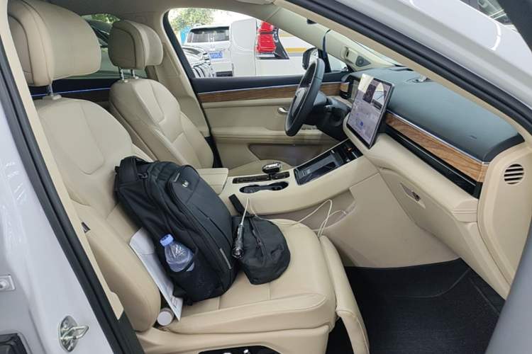 Used Hima AITO M5 2023 Extended-Range Four-Wheel Drive Intelligent Driving Version Right Front Seat