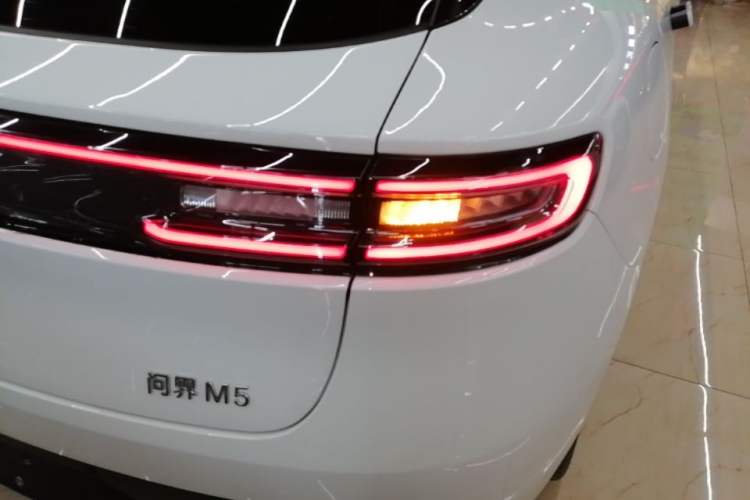 Used Hima AITO M5 2023 Extended-Range Four-Wheel Drive Intelligent Driving Version Right Rear Taillight