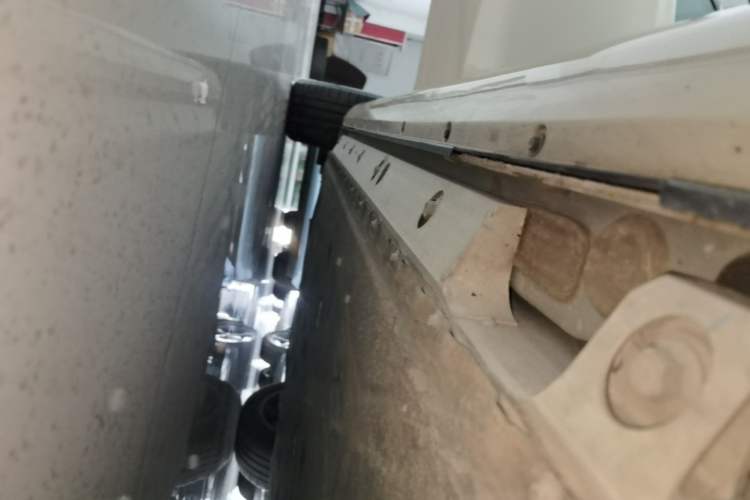 Used Hima AITO M5 2023 All-Electric Rear-Drive Standard Edition Right Side Sill