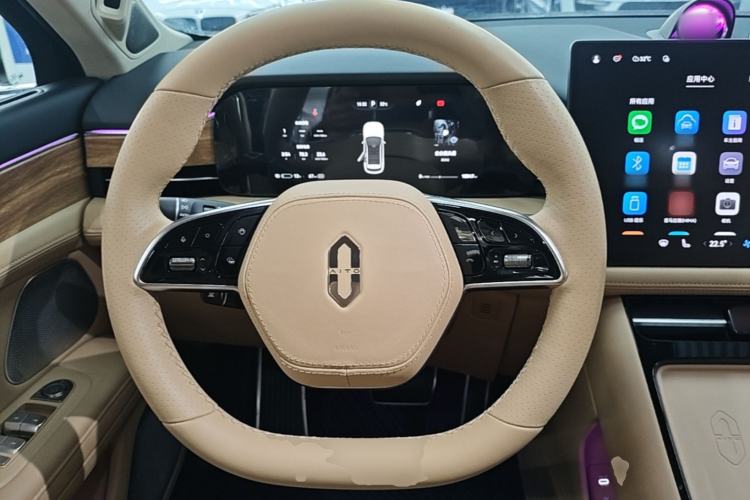 Used Hima AITO M5 2023 All-Electric Rear-Drive Standard Edition Steering Wheel