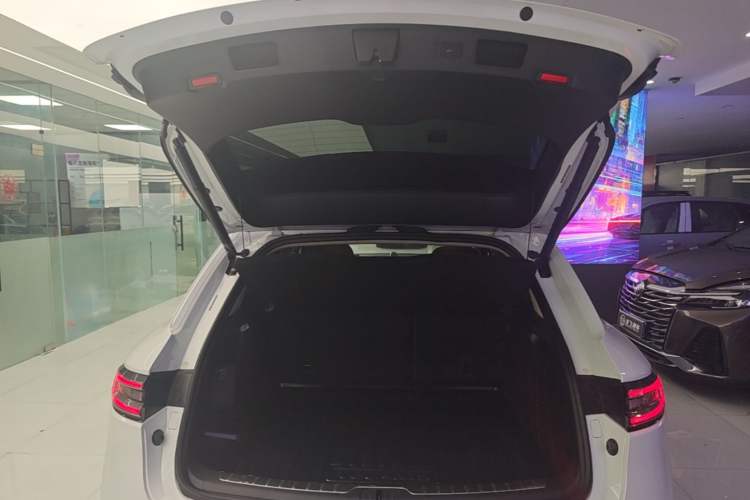 Used Hima AITO M5 2023 Extended-Range Rear-Drive Intelligent Driving Version Trunk
