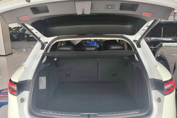 Used Hima AITO M5 2023 All-Electric Rear-Drive Standard Edition Trunk
