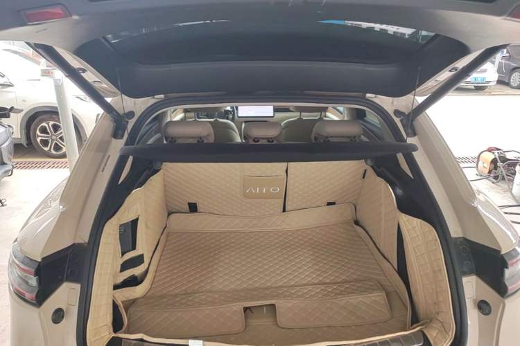 Used Hima AITO M5 2023 All-Electric Rear-Drive Standard Edition Trunk