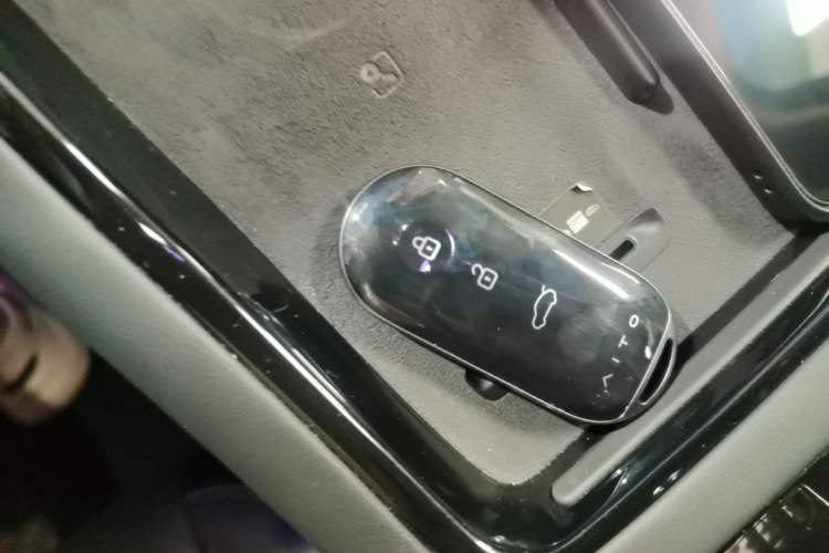 Used Hima AITO M5 2023 Pure Electric Rear-Drive Intelligent Driving Version Vehicle Key