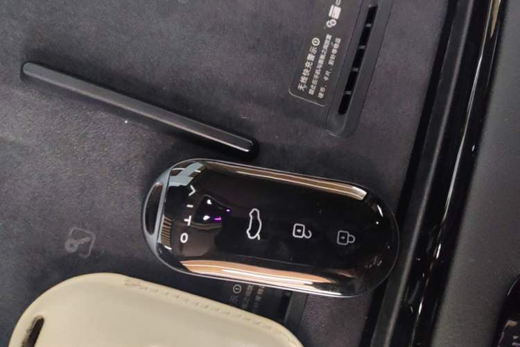 Used Hima AITO M5 2023 All-Electric Rear-Drive Standard Edition Vehicle Key