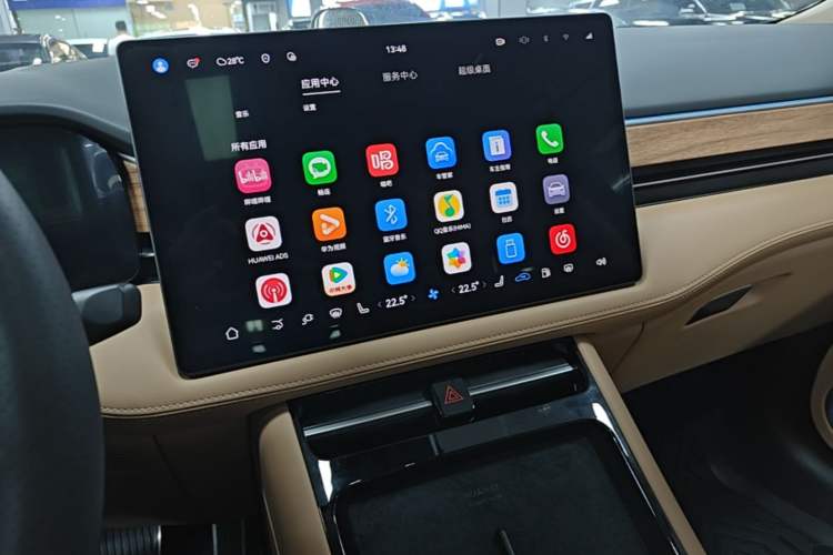 Used Hima AITO M5 2023 Extended-Range Rear-Drive Intelligent Driving Version Audio And AC Panel