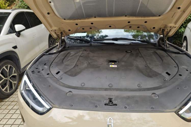 Used Hima AITO M5 2023 Extended-Range Rear-Drive Intelligent Driving Version Engine Bay Right