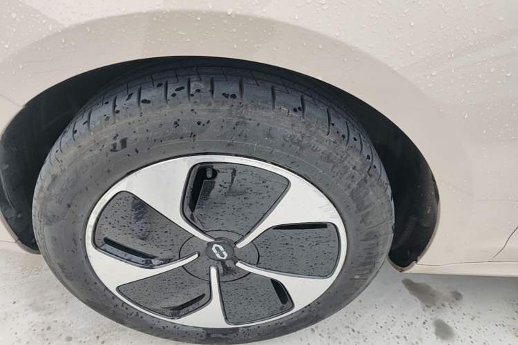 Used Hima AITO M5 2023 All-Electric Rear-Drive Standard Edition Exterior 4