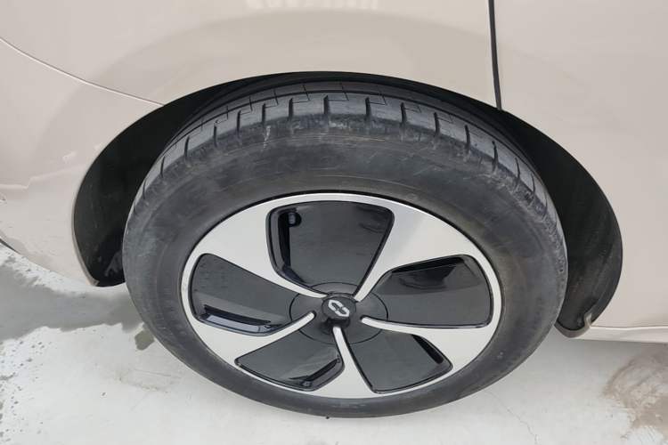 Used Hima AITO M5 2023 All-Electric Rear-Drive Standard Edition Exterior 5