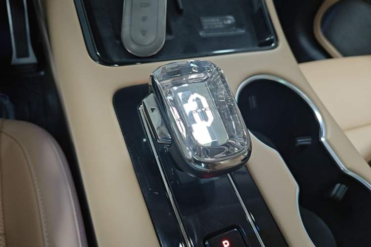 Used Hima AITO M5 2023 Extended-Range Rear-Drive Intelligent Driving Version Gear Lever