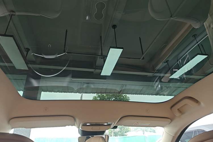 Used Hima AITO M5 2023 Extended-Range Rear-Drive Intelligent Driving Version Headliner