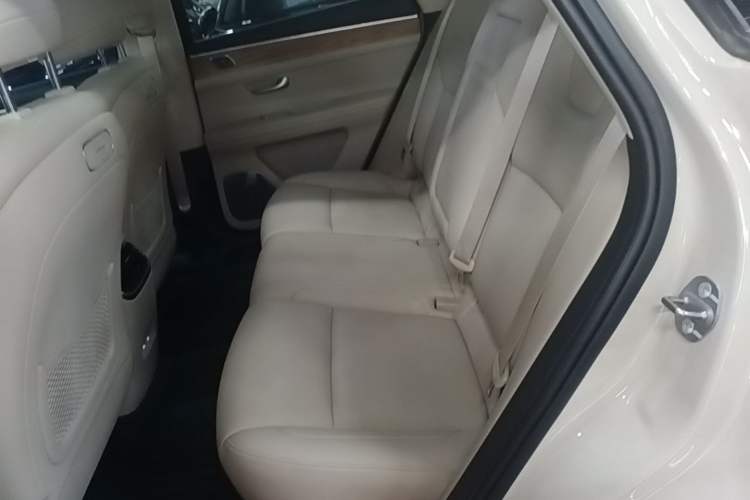 Used Hima AITO M5 2023 All-Electric Rear-Drive Standard Edition Left Rear Seat